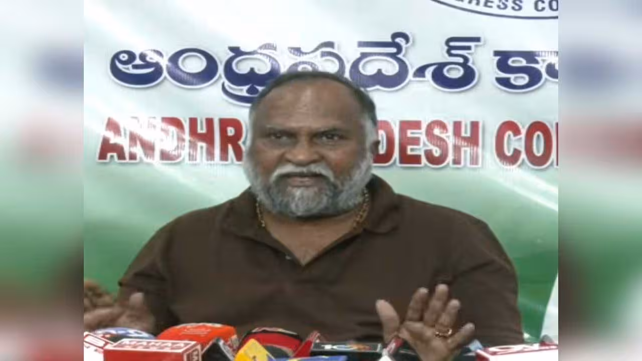 Jagga Reddy | విశాఖ స్టీల్ ప్లాంట్పై కేంద్రం కుట్రలు: జగ్గారెడ్డి