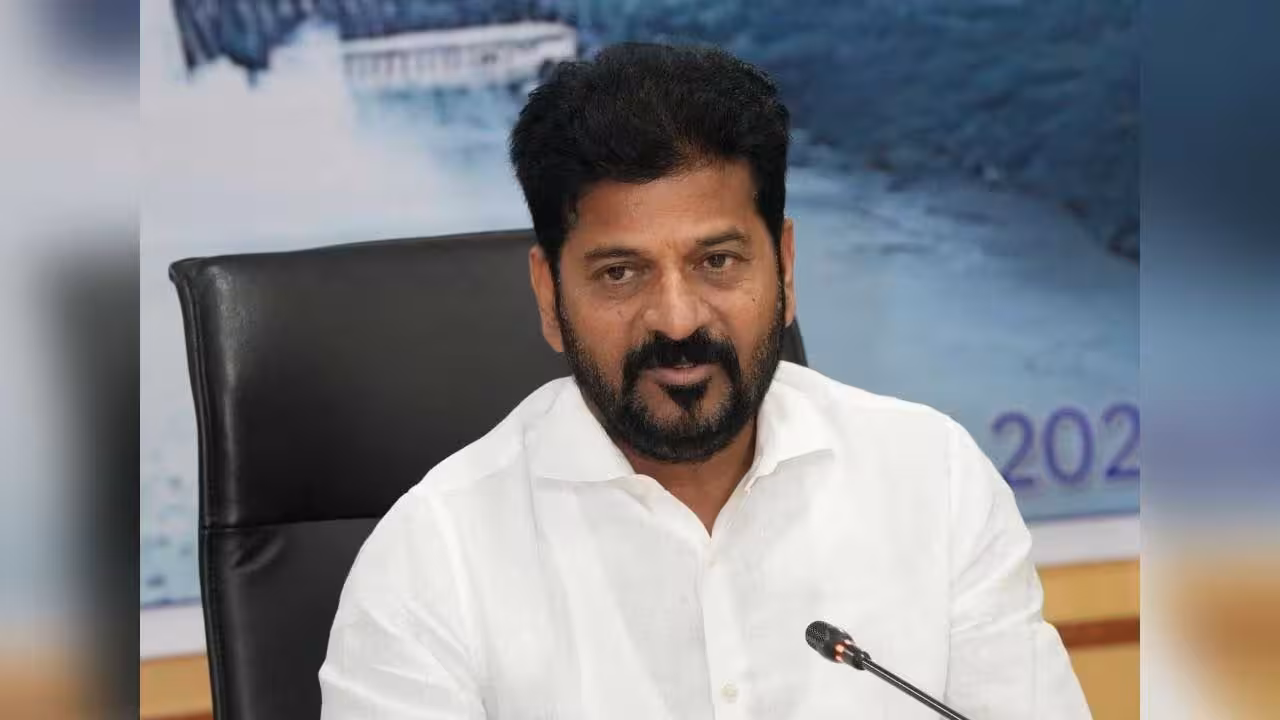 Revanth Reddy | లండన్ నుంచి హైదరాబాద్ వస్తున్నా.. వచ్చాక అన్నీ మాట్లాడ్తా: సీఎం రేవంత్