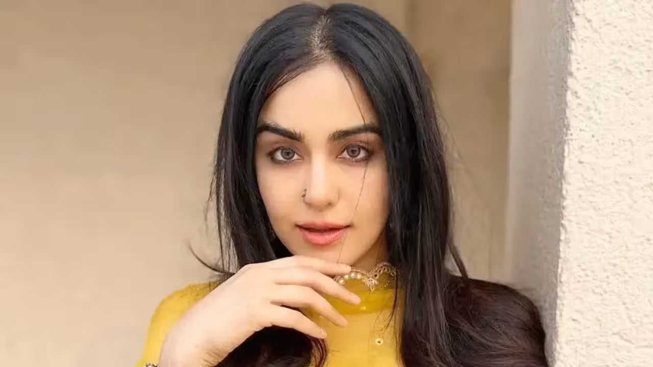 Adah Sharma | నిర్మాత తీరుతో ఇబ్బందులు పడ్డా..! అల్లు అర్జున్ హీరోయిన్ కామెంట్స్ వైరల్..