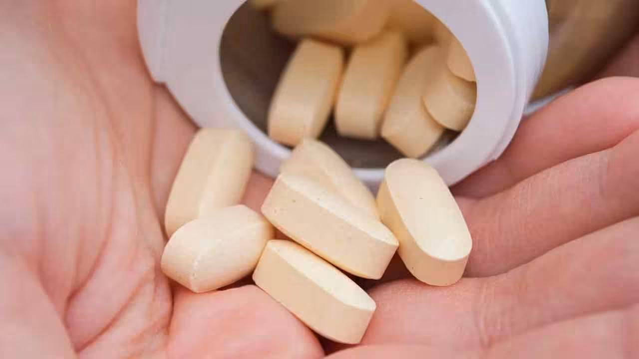 Magnesium Supplements | నిద్రలేమిని తగ్గిస్తున్న మెగ్నిషియం సప్లిమెంట్లు.. వైద్యులు ఏమంటున్నారు..?