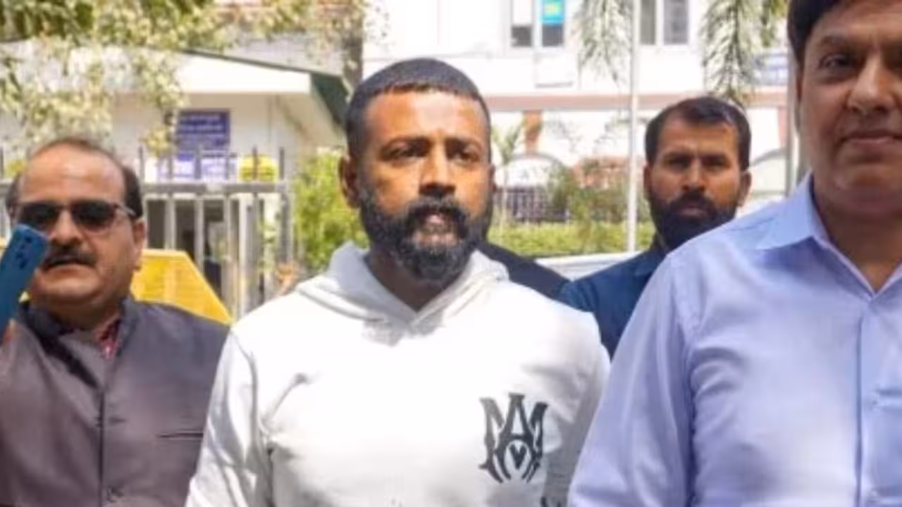 Sukesh Chandrashekhar | ఆర్థిక నేరగాడు సుకేశ్ చంద్రశేఖర్కు బెయిల్.. అయినా జైలులోనే..!