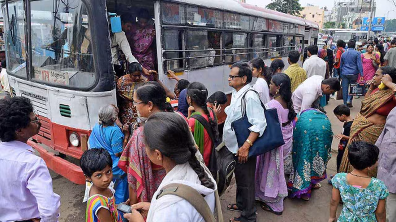 TGSRTC | రాఖీ పండుగకు 5,000 ఆర్టీసీ బస్సులు..