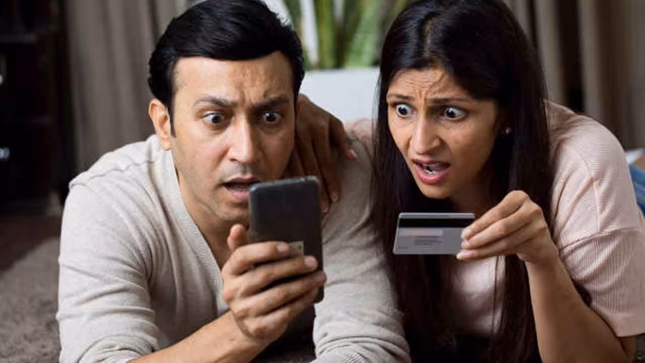 Credit Cards | క్రెడిట్ కార్డులను ఇలా వాడితేనే లాభం.. లేదంటే అప్పుల భారం..