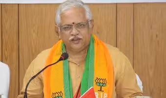 BL Santhosh | ఆ వివరాలు బయటపెట్టిన కోవర్ట్ ఎవరో ముందు తెలుసుకోండి.. కాంగ్రెస్పై బీఎల్ సంతోష్ ఫైర్