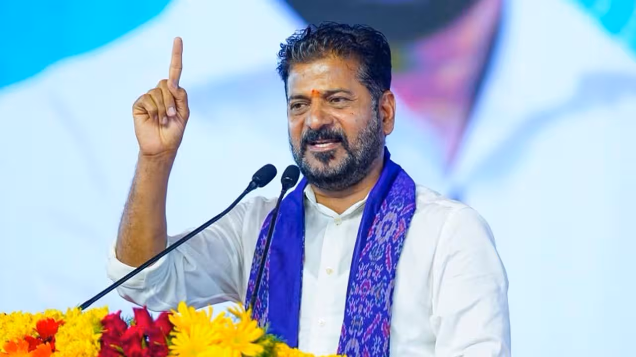 CM Revanth Reddy | కేసీఆర్ను ఇప్పటికీ గుర్తు చేసుకుంటున్నారు.. సీఎం రేవంత్ అభిమాని లేఖ వైరల్