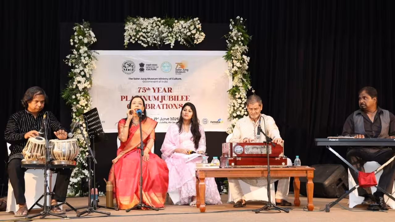 Salar Jung Museum | గజల్స్తో మార్మోగిన సాలార్జంగ్ మ్యూజియం.. లలిత ఆనంద్ గానానికి శ్రోతలు ఫిదా