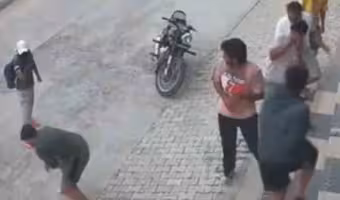 Gym Owner Shot Dead | 5 సెకన్లలో 10 రౌండ్లు.. జిమ్ ఓనర్పై బుల్లెట్ల వర్షం.. షాకింగ్ వీడియో