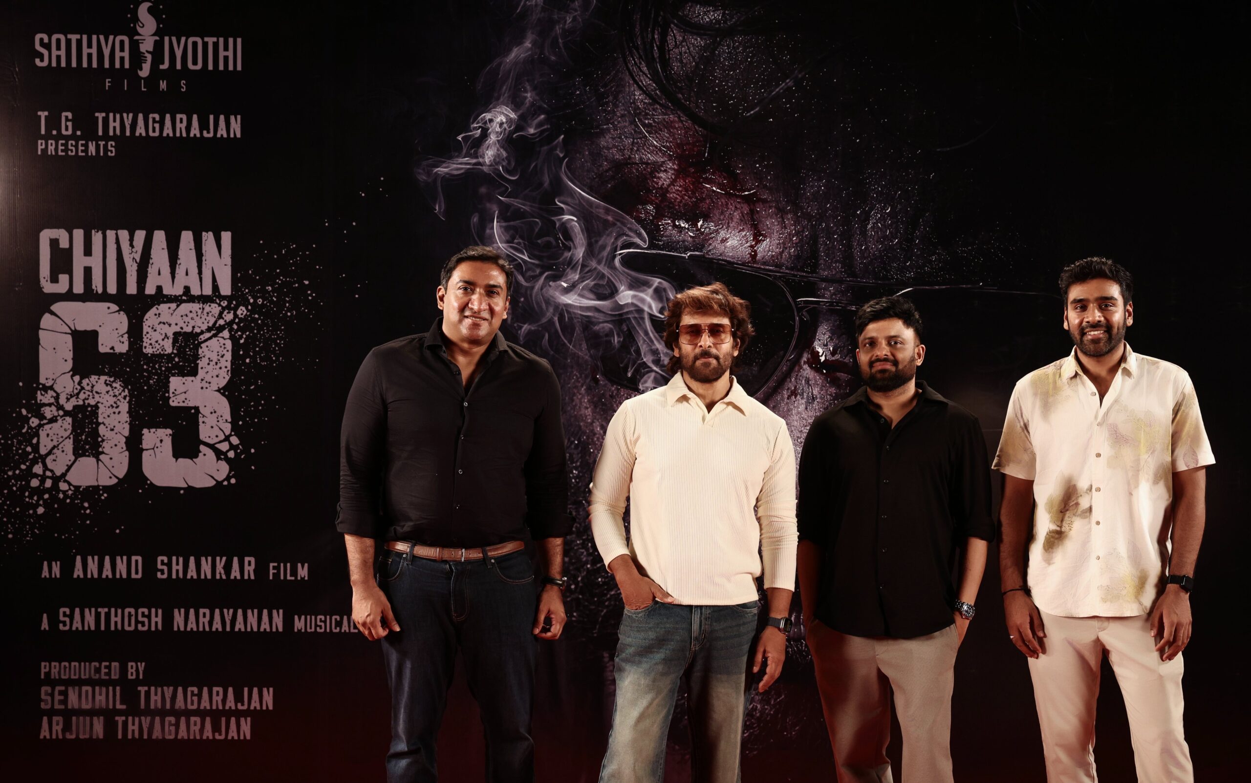 ఈ ట్రోల్స్పై మేకర్స్ మాత్రం రియాక్ట్ కాలేదు. ఇందులో విక్రమ్కు జోడీగా కాకుండా ఓ ఇంపార్టెంట్ రోల్లో రియా శిబు కనిపించే అవకాశం ఉందని అంటున్నారు.