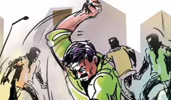 Hyderabad | బంజారాహిల్స్‌లో రౌడీషీట‌ర్ల వీరంగం.. బంగారంలో షాపులోకి చొర‌బ‌డి..