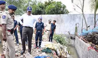 Waterlogging Hotspots | మొదలైన వానలు.. వరద ముప్పు ప్రాంతాల్లో హైడ్రా, ట్రాఫిక్ ఉన్నతాధికారుల పర్యటన