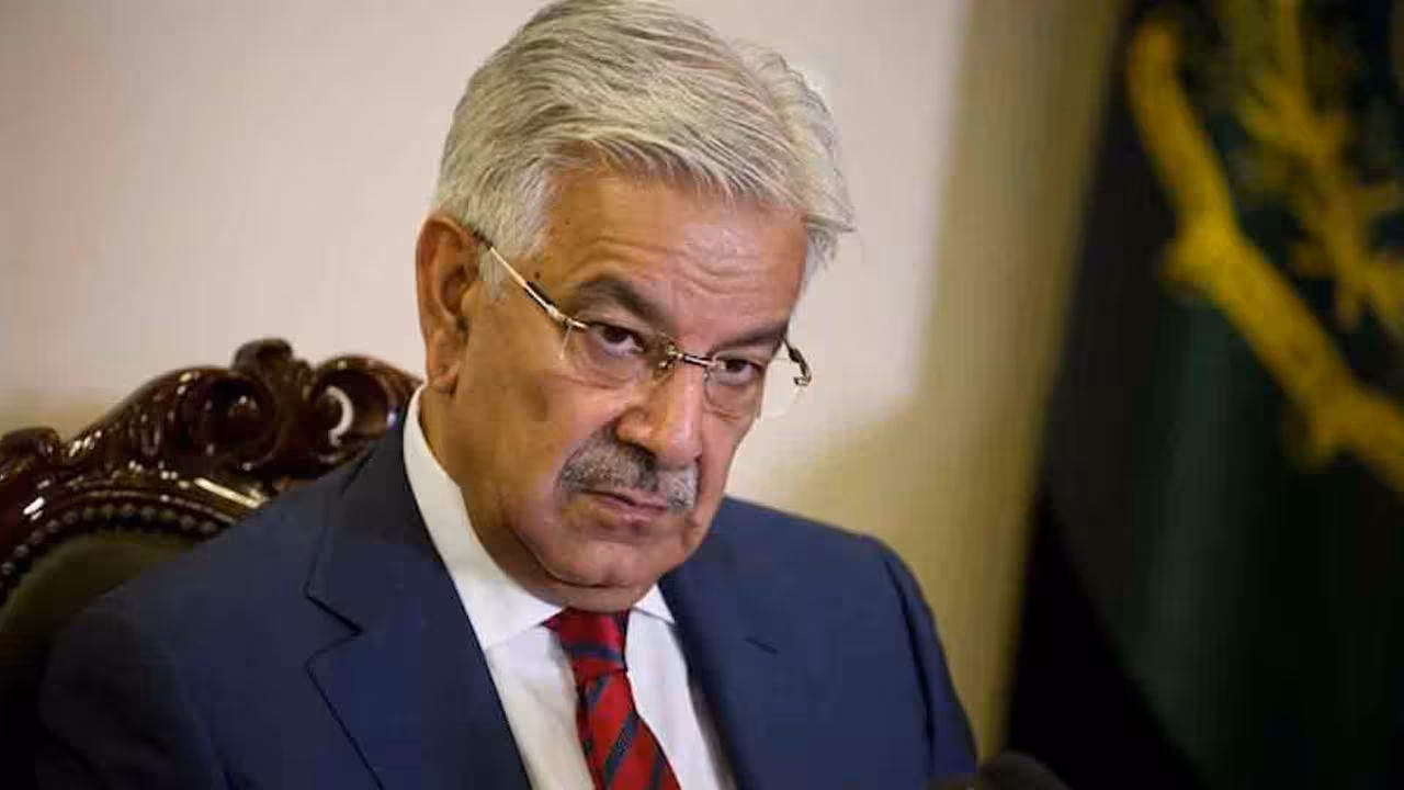 Khawaja Asif | అదే జరిగితే భారత్తో యుద్ధమే.. పాక్ రక్షణ మంత్రి సంచలన వ్యాఖ్యలు