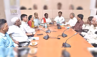 Trump Road | హైదరాబాద్లో కాన్సులేట్ రోడ్డుకు ట్రంప్ పేరు పెట్టొద్దు : లెఫ్ట్ పార్టీలు