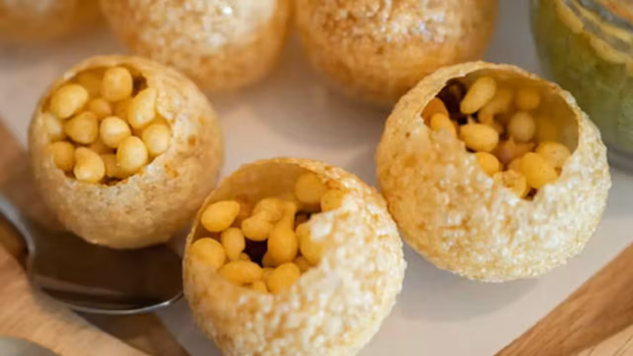 Pani Puri | పానీపూరీ తిని 18 మంది చిన్నారులకు తీవ్ర అస్వస్థత..