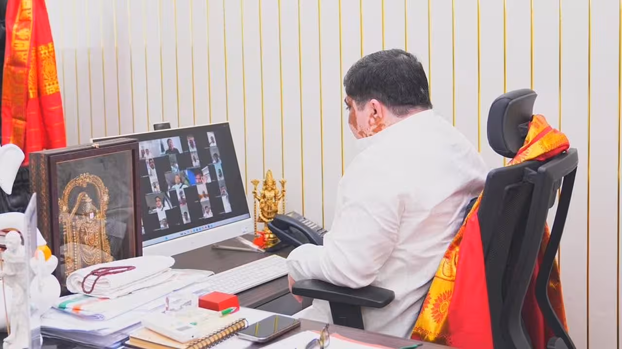 SIR | ఓటర్ల హక్కుల పరిరక్షణే లక్ష్యం.. ‘సర్’ ప్రక్రియపై కాంగ్రెస్ నేతలకు దిశానిర్దేశం
