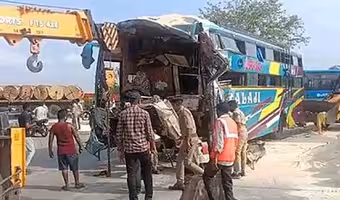 Road Accident | ఆగి ఉన్న ట్రక్కును ఢీ కొట్టిన బస్సు.. ఆరుగురు మృతి