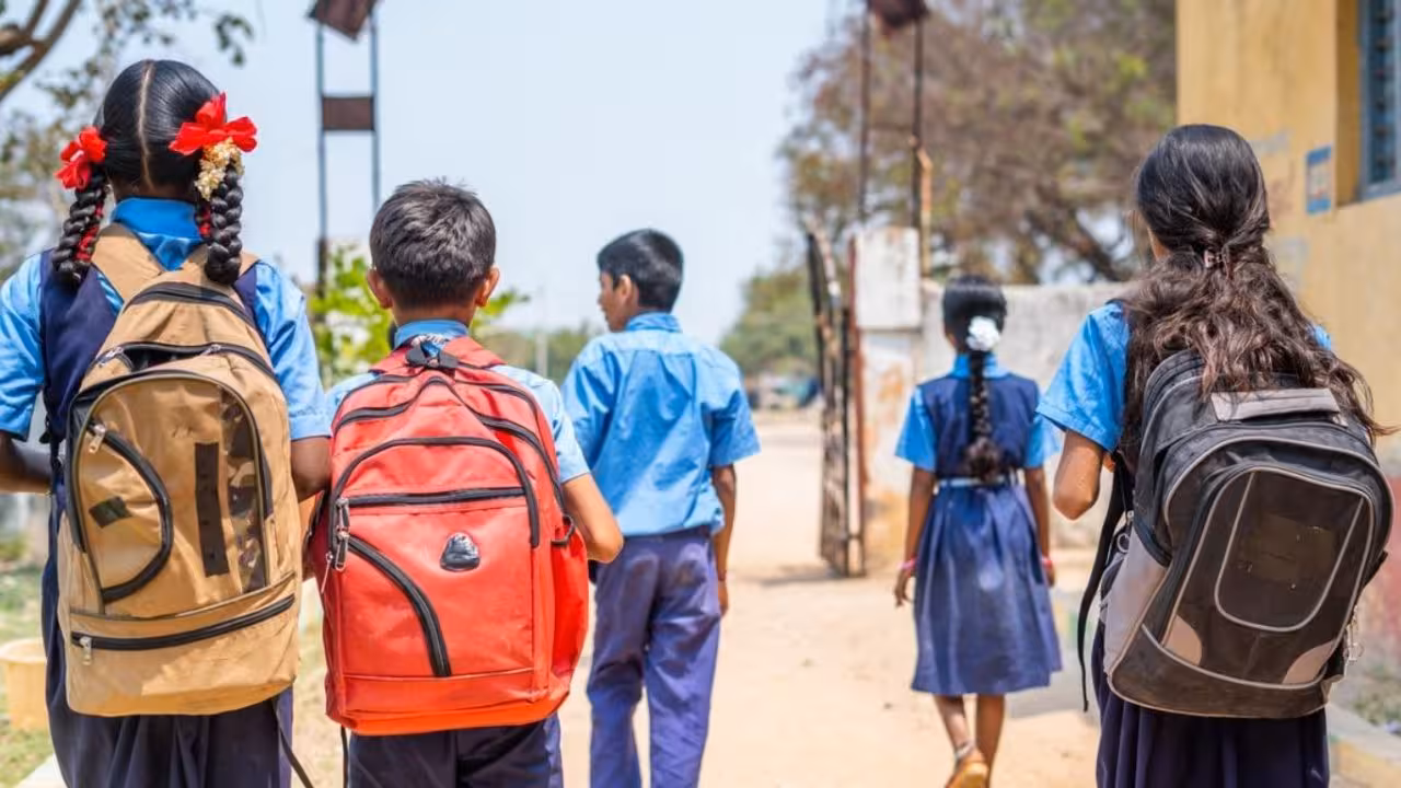 Schools Bandh | బీ అలర్ట్.. రేపు తెలంగాణలో విద్యాసంస్థలు బంద్..!