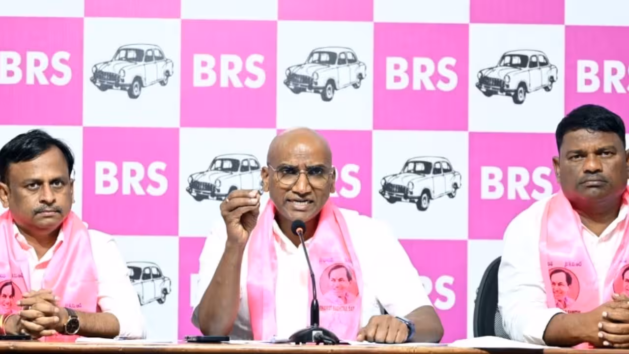 RS Praveen Kumar | భగీరథ్ ఒక్కడికే స్పెషల్గా పరీక్షలు పెట్టడం ఏంటి?