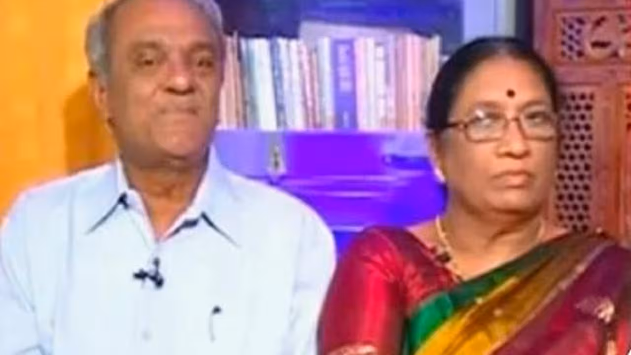 CPI Narayana | సీపీఐ నారాయణ దంపతుల అరుదైన నిర్ణయం.. జీవిత సంపాదనంతా విరాళమిస్తున్నట్లు ప్రకటన