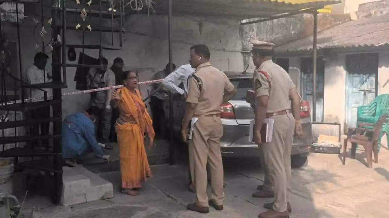 Hyderabad | అనుమానంతో.. భార్యను తుపాకీతో కాల్చి చంపిన భర్త