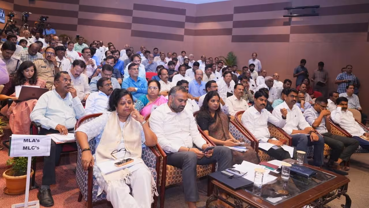Telangana Bonalu 2026 | బోనమెత్తనున్న భాగ్యనగరం: రూ.20 కోట్లతో ఘనంగా ఏర్పాట్లు.. జూలై 16 నుంచి షురూ!