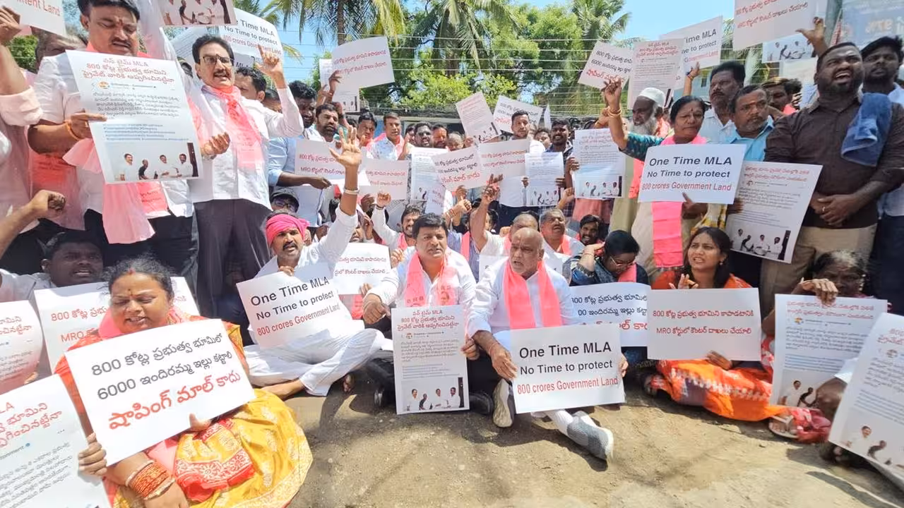 Cantonment Land Scam | కంటోన్మెంట్లో రూ.800 కోట్ల ల్యాండ్ స్కామ్.. అందులో కాంగ్రెస్ ఎమ్మెల్యేకు రూ.5 కోట్లు