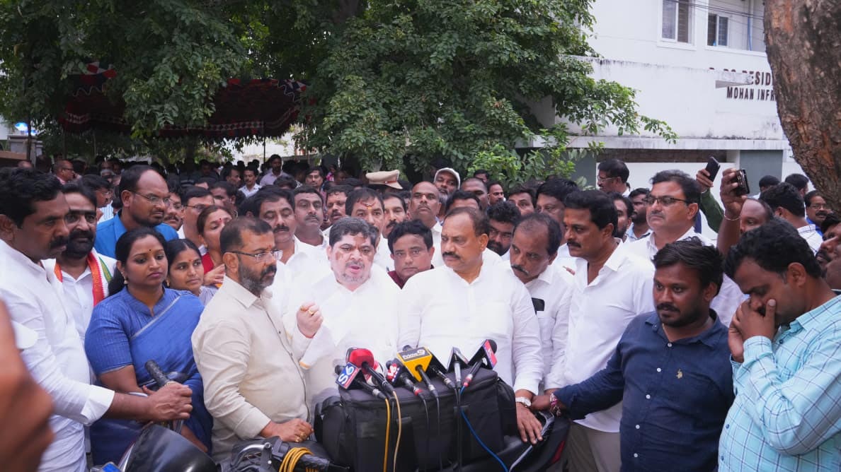 MVI Venkanna Death Minister Ponnam Prabhakar Orders High-Level Probe
