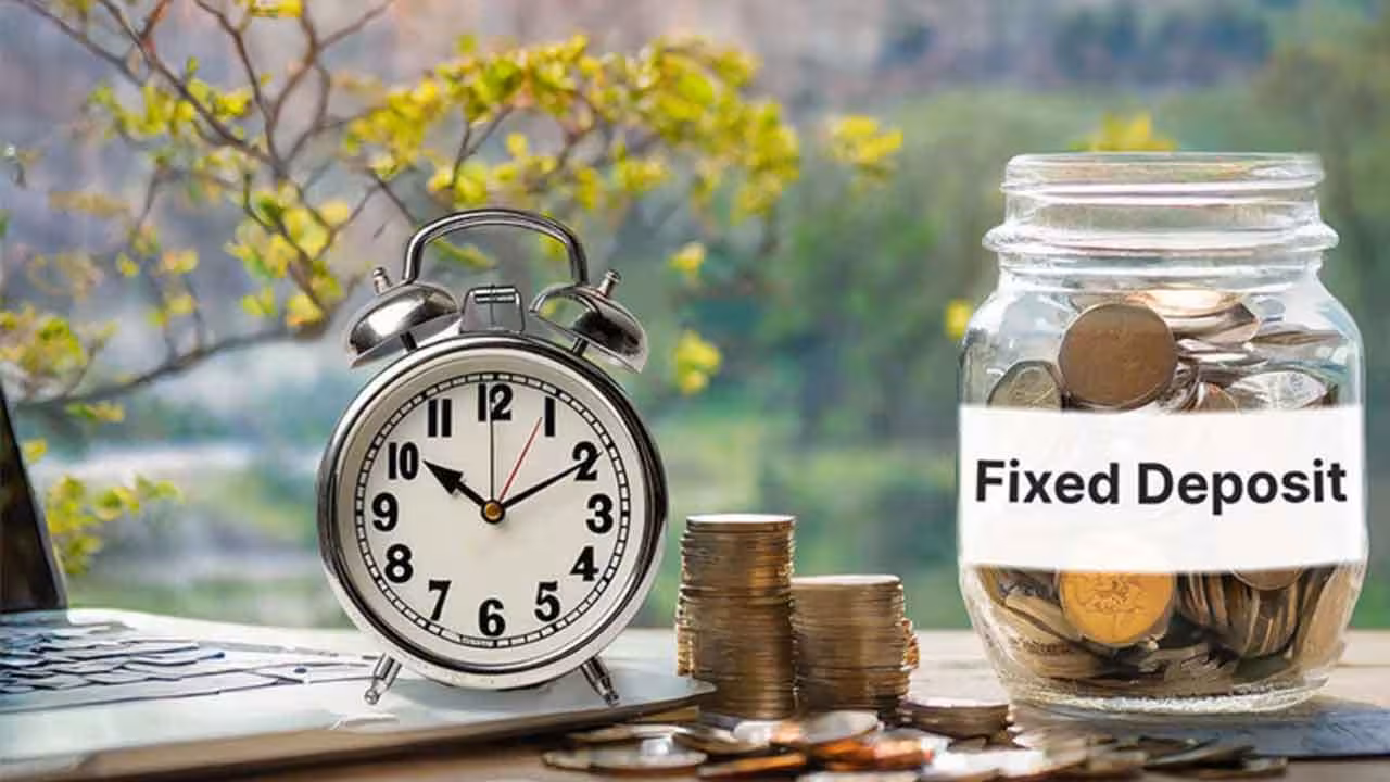 FD Interest Rates | 3 ఏళ్ల కాలానికి ఎఫ్డీలకు అత్యధిక వడ్డీ రేట్లను ఇస్తున్న బ్యాంకులు ఇవే..!