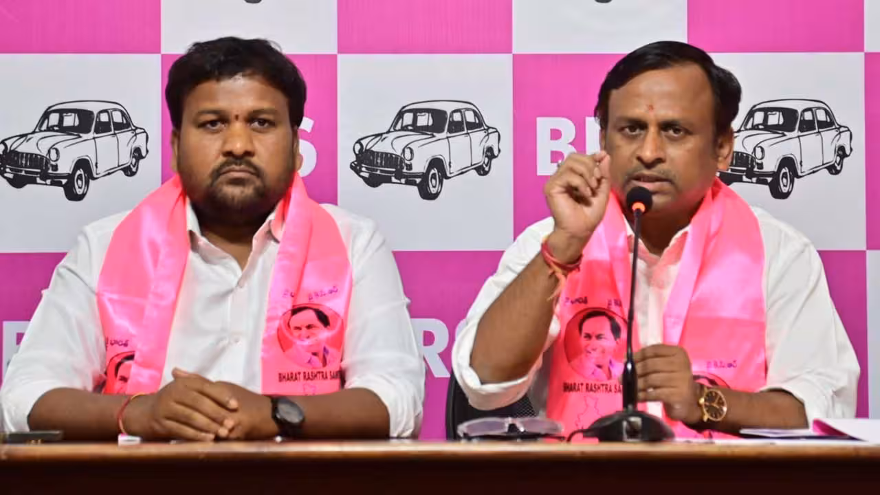 Gellu Srinivas Yadav | ‘మన ఊరు – మన బడి’ కిందనే ‘ఆరుట్ల స్కూల్’ అభివృద్ధి.. సీఎం రేవంత్కు గెల్లు శ్రీనివాస్ కౌంటర్