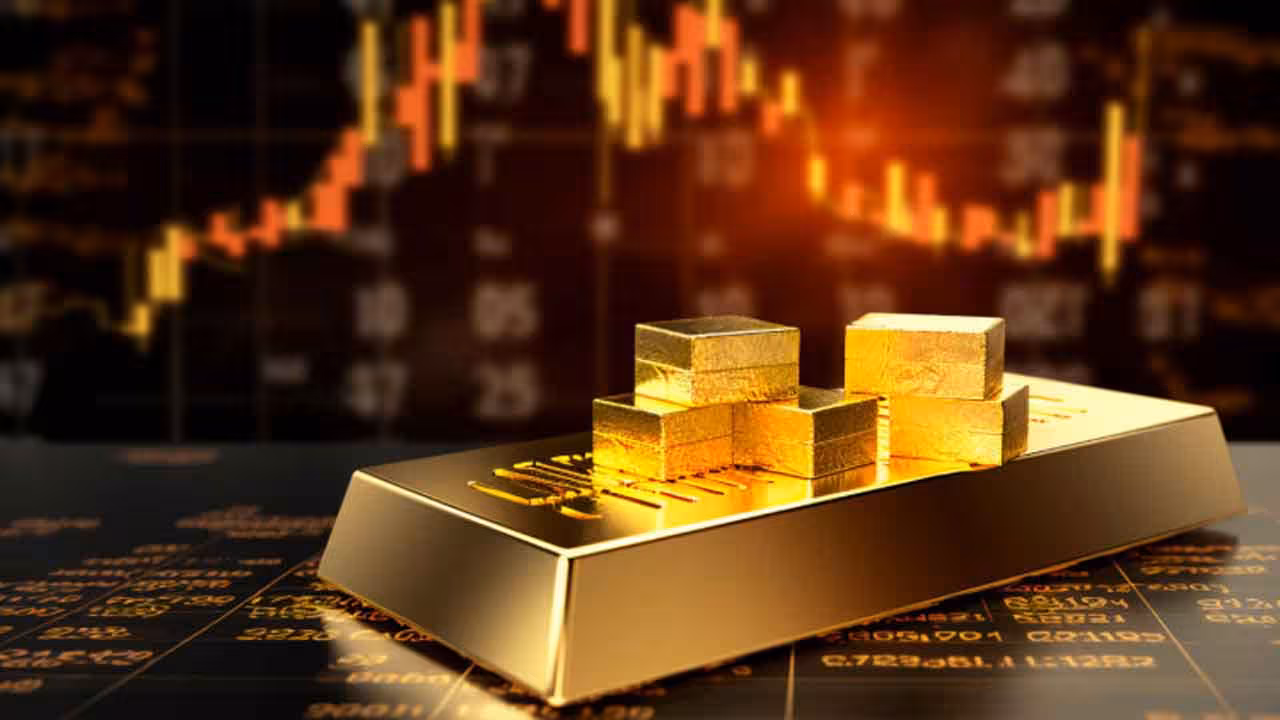 Gold And Silver Prices Today | స్వల్పంగా తగ్గిన బంగారం ధరలు.. పెట్టుబడిదారుల నిరాసక్తత..?