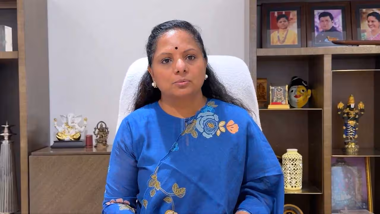 Kalvakuntla Kavitha | కాంగ్రెస్ ప్రభుత్వానికి గుండె ధైర్యం లేదు : మాజీ ఎమ్మెల్సీ కవిత