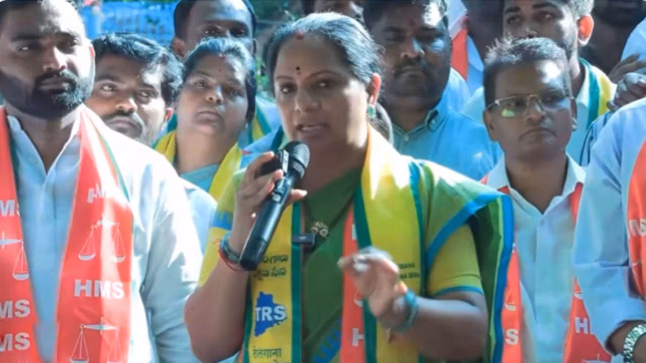 Kavitha | నెల రోజులు గడువు.. మెడికల్ బోర్డు పెట్టకుంటే నిరహార దీక్ష: కవిత