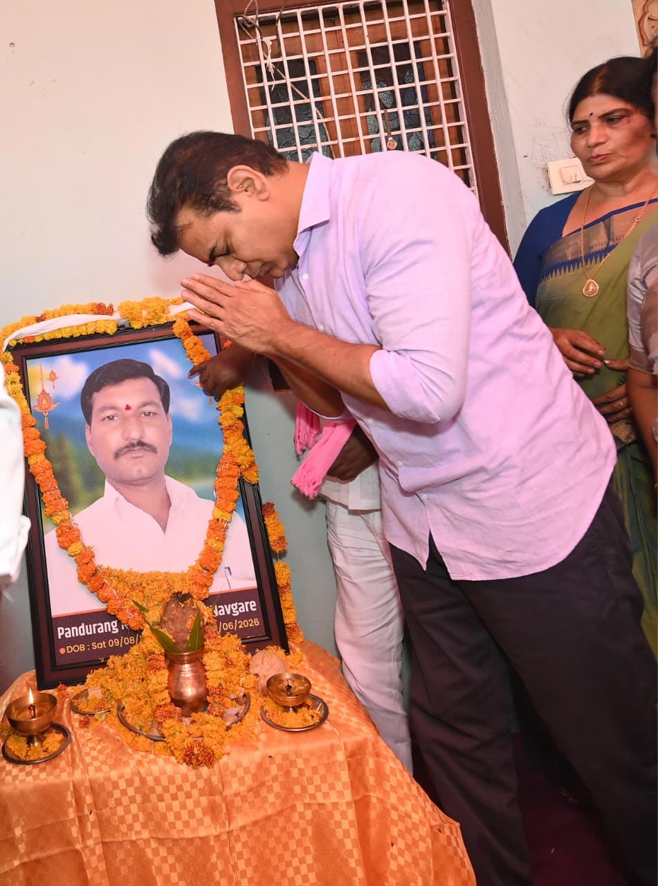 Grab Their Collars if Crops Aren't Bought KTR Warns Congress Over Farmer Suicides