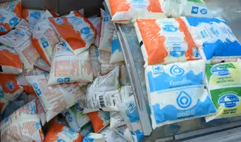 Milk Packets | పాల ప్యాకెట్లు వివిధ రంగుల్లో ఎందుకు ఉంటాయో తెలుసా..?