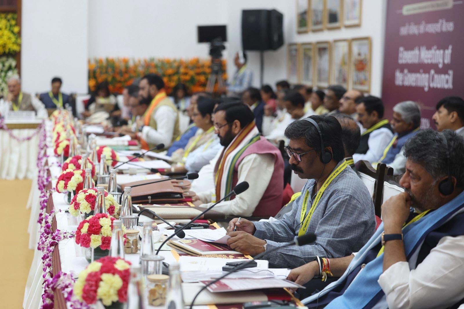 PM Modi at NITI Aayog: India Moving Ahead Despite Global Crisis