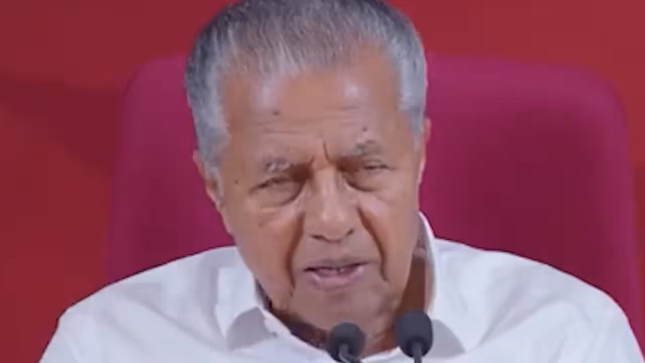 Pinarayi Vijayan | ఎంజీ వర్సిటీలో ఆర్ఎస్ఎస్ నేతకు పీట.. నిపా కట్టడిలో వైఫల్యం: యూడీఎఫ్ సర్కార్పై పినరయి విజయన్ సంచలన వ్యాఖ్యలు