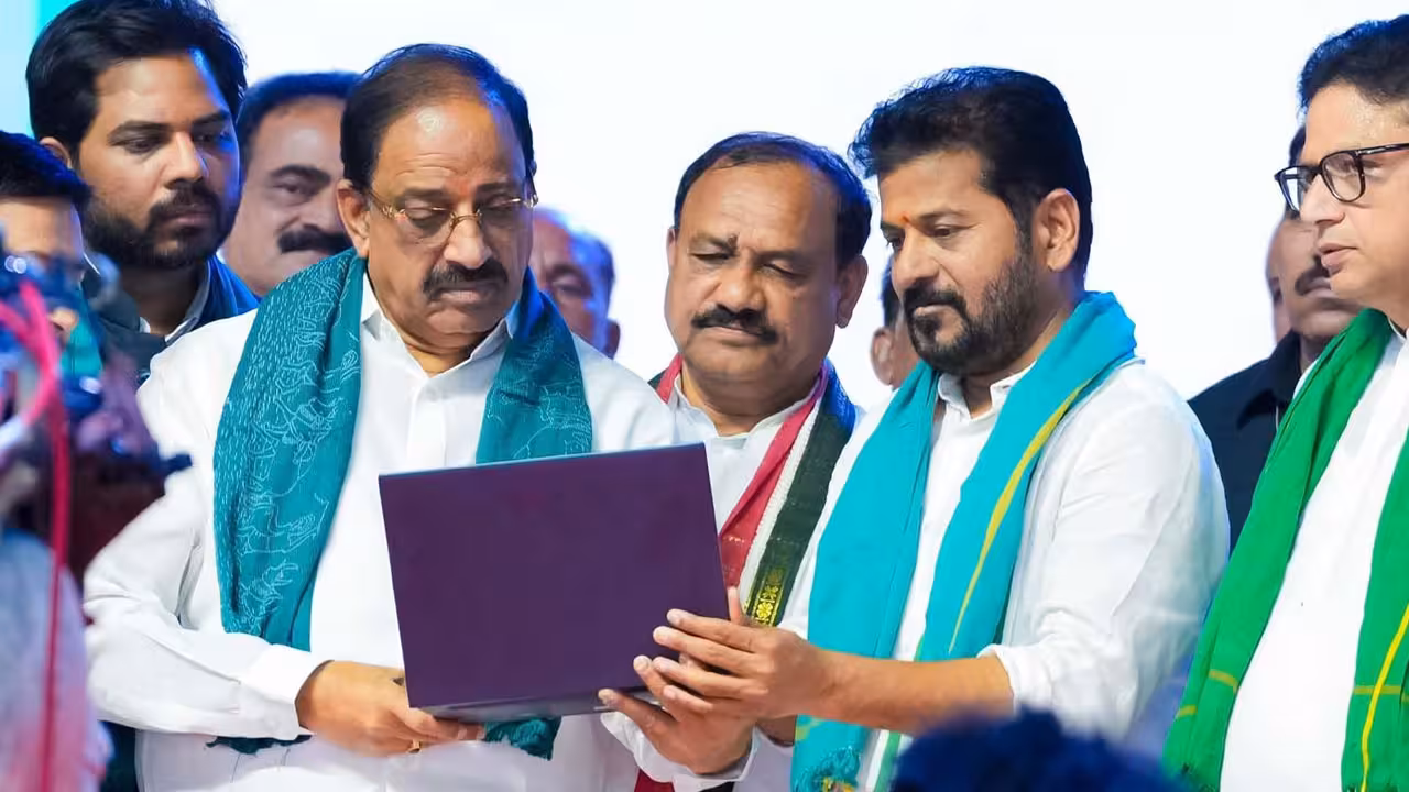 Rythu Bharosa | 26న రైతు భరోసా.. మధిరలో నిధులు విడుదల చేయనున్న సీఎం రేవంత్