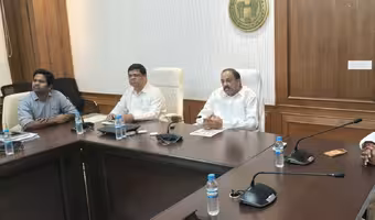 Urea App | ఇక క్యూలైన్లో నిలబడాల్సిన అవసరం లేదు.. ఇక ఇంటి నుంచే 'యూరియా' బుకింగ్