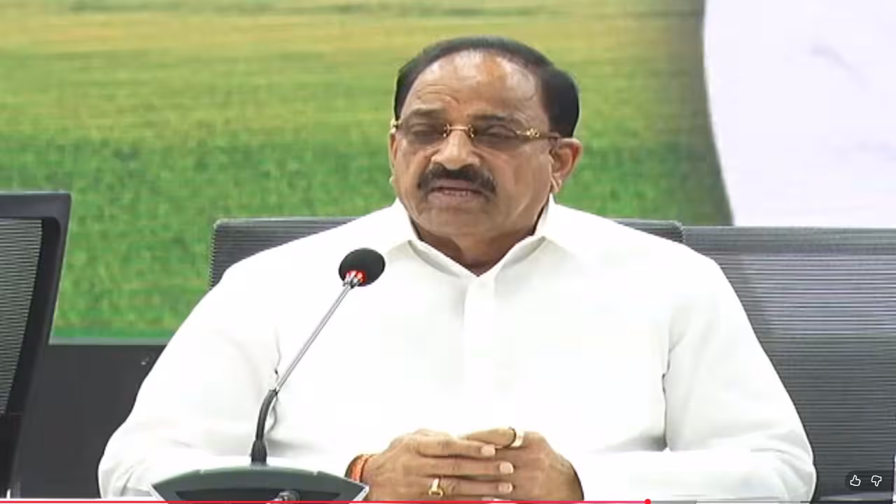 Tummala Nageshwar Rao | తొలకరి వర్షానికి తొందర పడకండి.. ఆగి విత్తనాలు పెట్టండి : మంత్రి తుమ్మల