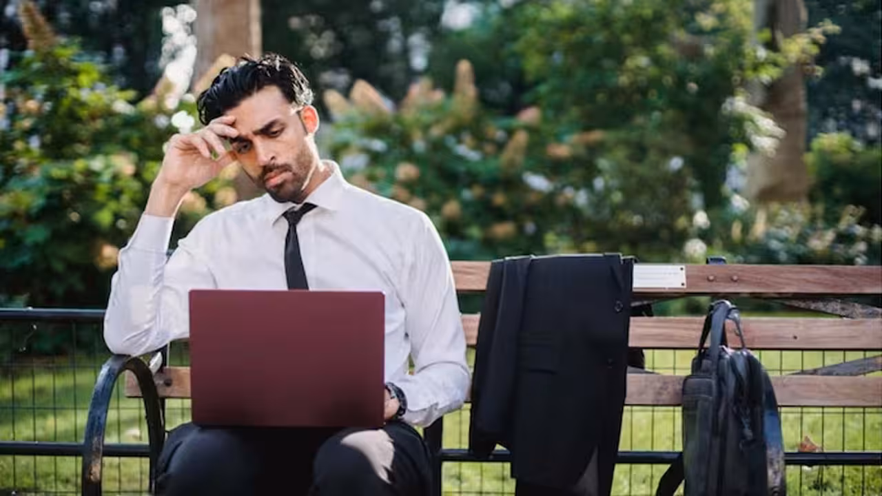 Pune Walk-in Interview | 8 నెలలు ఫ్రీగా పనిచేయాలి.. జీతం తర్వాత ఆలోచిస్తాం! ఇంటర్వ్యూలో హెచ్ఆర్ కండిషన్ విని యువకుడికి ఫ్యూజులవుట్