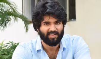 Vijay Devarakonda | విజయ్ దేవరకొండకు లీగల్ నోటీసులు.. టీజీ 20 లీగే కారణమా..?