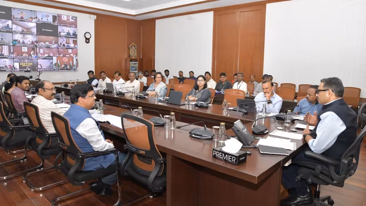 CS Review | స్పెషల్ కాంటింజెన్సీ పంట ప్రణాళికలు సిద్ధం చేయాలి.. కలెక్టర్లకు సీఎస్ సంజయ్ జాజు ఆదేశం