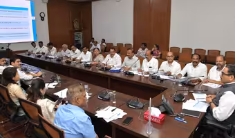 Employee Health Scheme | ఉద్యోగుల ఆరోగ్య పథకాన్ని మరింత పటిష్టం చేయాలి : సీఎస్ సంజయ్ జాజు