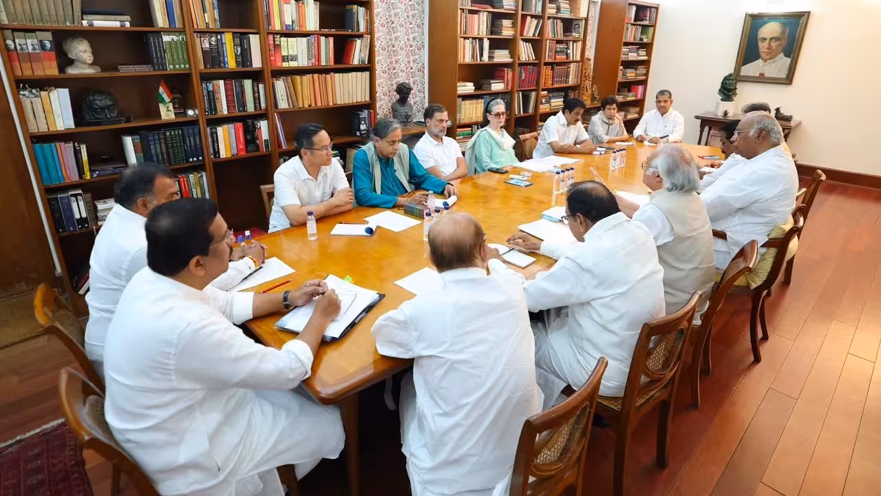 CPP Meeting | పార్లమెంట్ వేదికగా ప్రజల గళం వినిపించనున్న కాంగ్రెస్