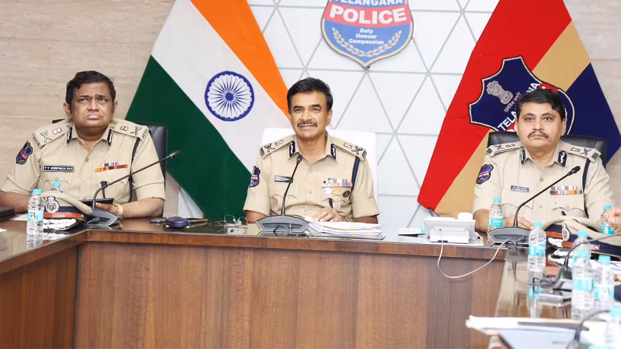 DGP CV Anand | ప్రజలకు చేరువగా పోలీసింగ్.. సాంకేతికతతో సమర్థవంతమైన సేవలు : డీజీపీ సీవీ ఆనంద్