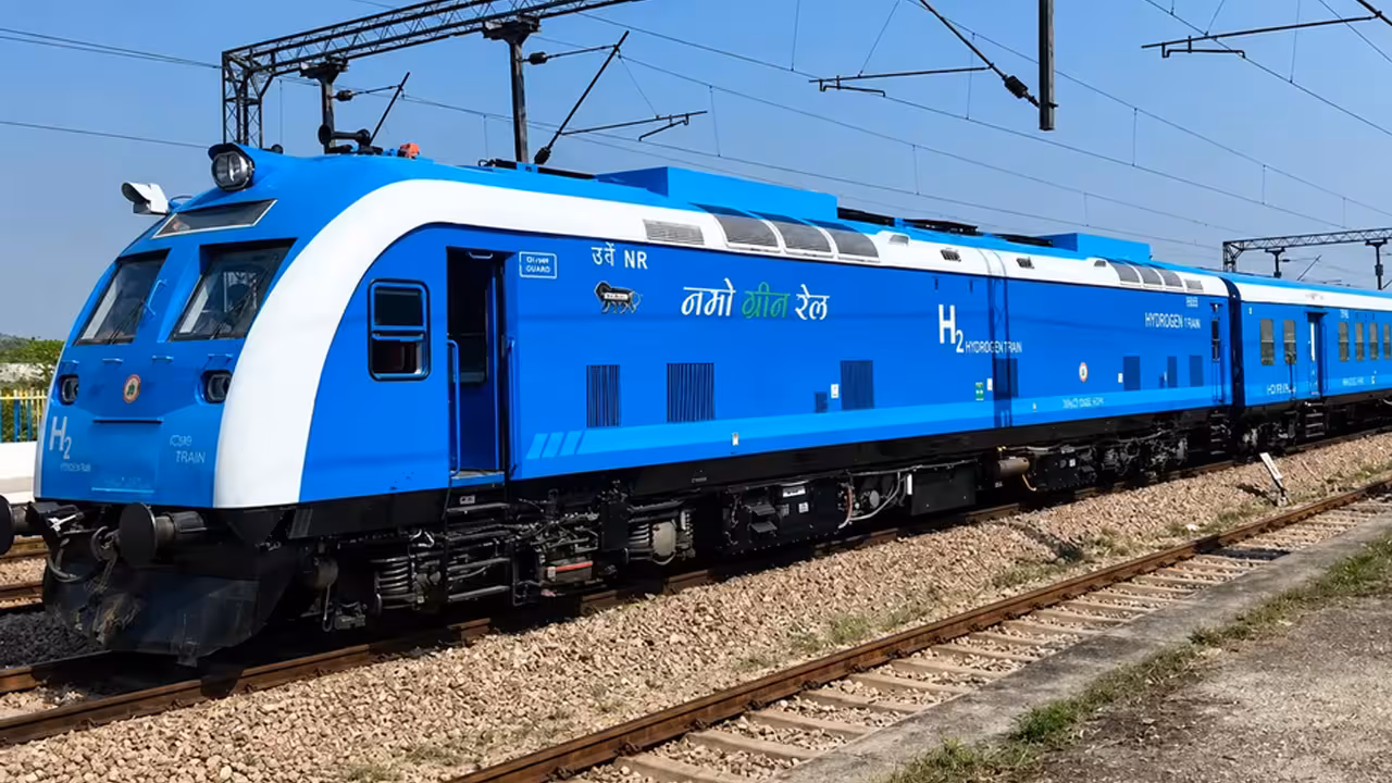 Hydrogen Rail | భారతీయ రైల్వేలో సరికొత్త అధ్యాయం