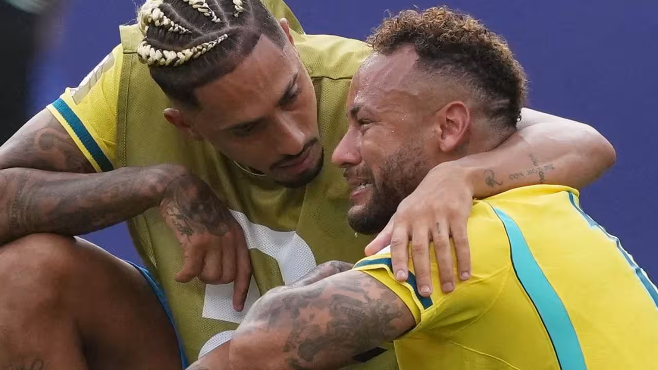 Neymar | కన్నీళ్లతోనే ముగిసిన బ్రెజిల్ స్టార్ ప్రయాణం.. ఇంటర్నేషనల్ ఫుట్బాల్కు నెయ్మర్ గుడ్బై..!
