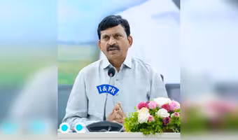 Ponguleti Srinivas Reddy | అధికారులంతా సిద్ధంగా ఉండండి.. అత్యవసరమైతే తక్షణమే స్పందించండి