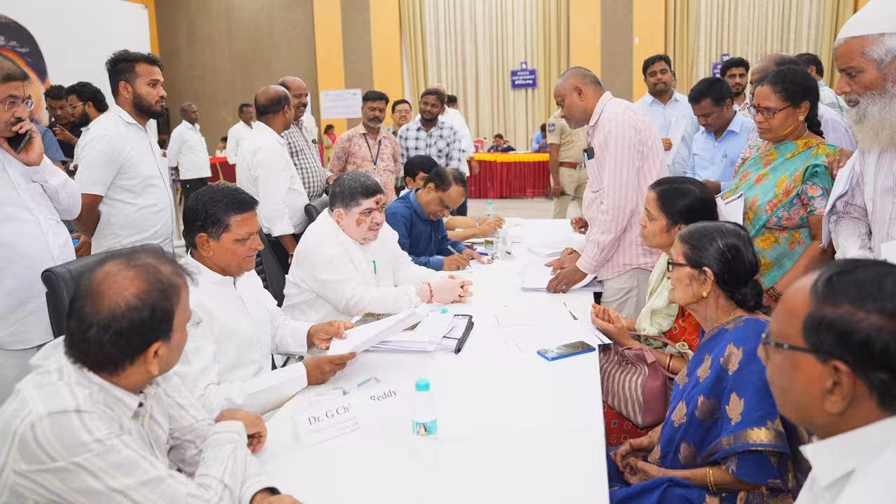 Prajavani | ప్రజా సమస్యల పరిష్కారమే ప్రభుత్వ లక్ష్యం: మంత్రి పొన్నం ప్రభాకర్