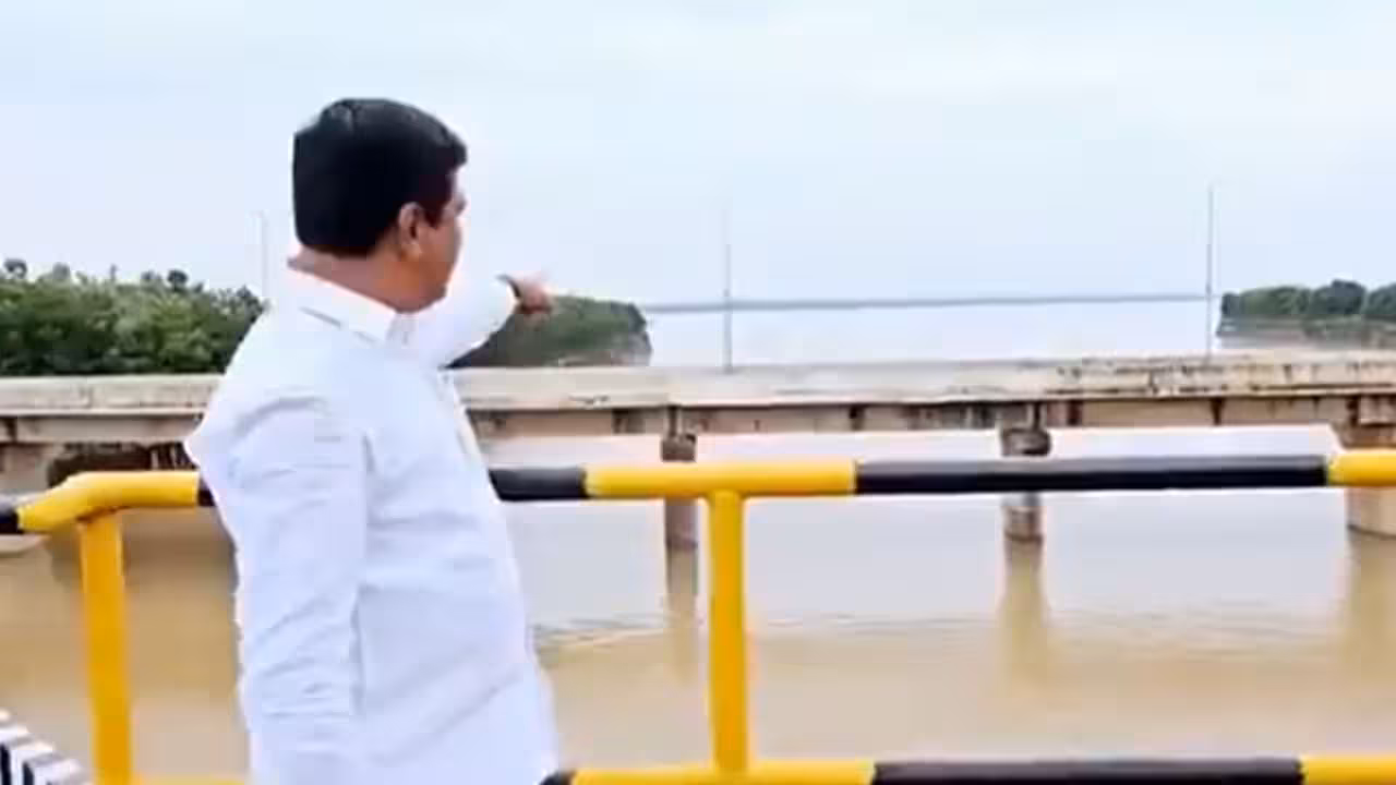Vemula Prashanth Reddy | ఇప్పటికైనా మొండి పట్టు వీడండి.. కన్నెపల్లి నుంచి నీరు ఎత్తిపోసి రైతులను ఆదుకోండి: మాజీ మంత్రి వేముల ప్రశాంత్ రెడ్డి