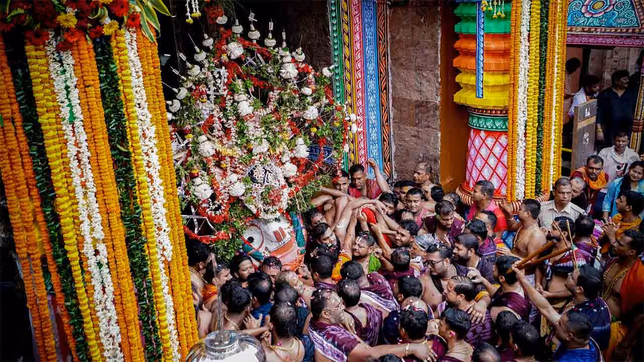 Jagannath Rath Yatra | ఘనంగా జగన్నాథుడి రథయాత్ర.. భక్తులతో కిక్కిరిసిన పూరీ క్షేత్రం
